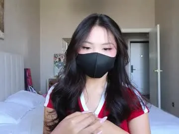 amyalwayshere — happybooty dance &doggy tease #asian #teen #lovense #new #young [92 tokens left]