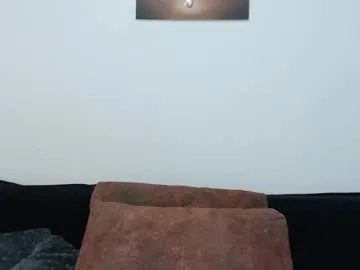 andyfame1 — GOAL : HUGE CUMSHOT [819 tokens left] #bigcock #lovense #anal #feet #cum