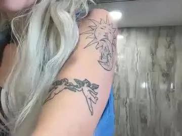 annieangel18 — CUM ON DADDYS DICK  #blonde #18 #new #bigass #pigtails #bimbo [108 tokens remaining]
