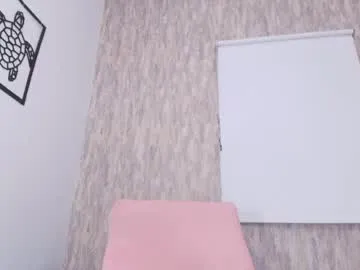 antonella_bonnet_ — Lovense Lush on - Interactive Toy that vibrates with your Tips #fuckmachine #bigass #anal #squirt #latina