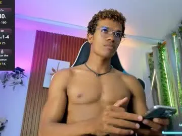 bigxxo — GOAL: naked [105 tokens remaining] Welcome to my room! #bbc #bigcock #bigass #lovense #ebony