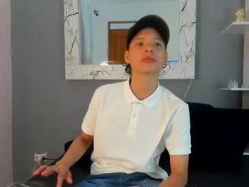 camillo_virgil — GOAL: Dildo show [97 tokens remaining] Welcome to my room! #twink #bigcock #skinny #18 #cum