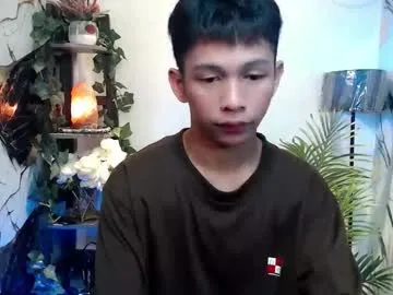 chick_renz — Make pleasure for being new here need your appriciation to make explode big cum for you #new #18 #asian #twink #cum #pvt [900 tokens remaining]