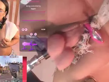 cookiesandboots on Chaturbate 