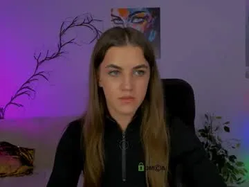 daisyy_naughty — 'CrazyTicket': Hidden Cam show has ended.  Type /cmds to see all commands.