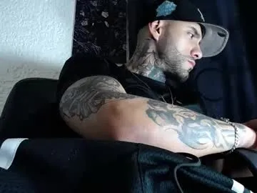 dante_d_angelo_ — cum explosion #daddy #smoke #master #cum #beard [1000 tokens remaining]
