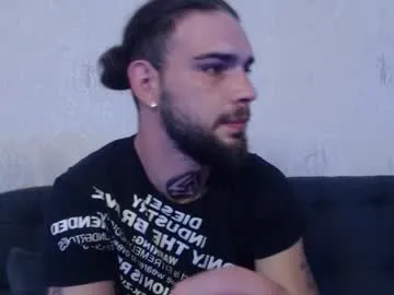 danyelcarter — t shirt off [50 tokens left] #bigcock #cum #new #smoke #feet