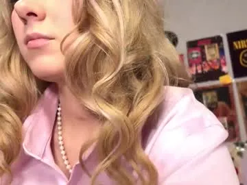 darleneferran — Heeeeyy, My name is Lina!! GOAL:  remove my top      #blonde #shy #new #18 #bigboobs [350 tokens remaining]