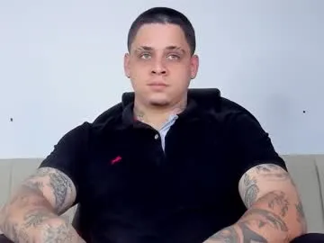 dennis_munera on Chaturbate 