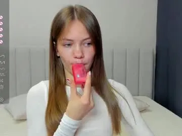 do_dick — topless close up and play tits [24 tokens left] #lovense #skinny #18 #anal #squirt