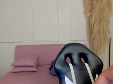 emiilycutex_ on Chaturbate 