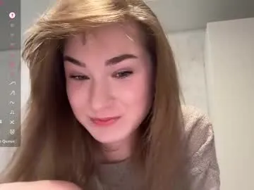 eminemswife — topless [2000 tokens left] #young #tease #lovense #teen #natural
