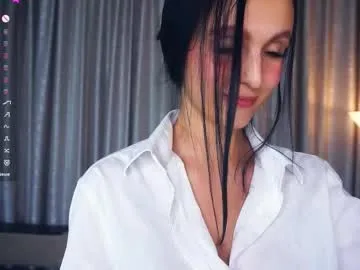 erlinefairall — Let me feel u with ur vibes [52 tokens remaining] Hello guys! I'm Erline! Goal  #brunette #new #18 #bigboobs #skinny