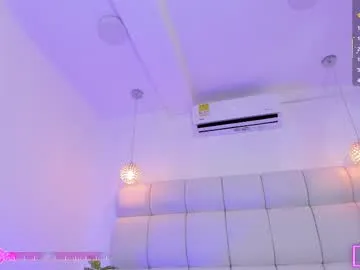 evelinn_ruiz on Chaturbate 