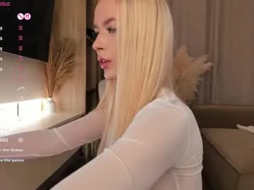 ewagreen — dildo in  pussy [651 tokens left] #new #lesbian #anal #blonde
