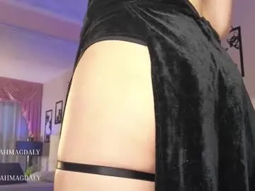 farahh_magdaly — #Handjob and joi tease |  #cei #muscle #mistress #latina [86 tokens remaining]