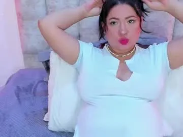fatima_essence — GOAL: open ass [0 tokens remaining] Welcome to my room! #saliva  #dirty  #pregnant #milk #fuckmachine