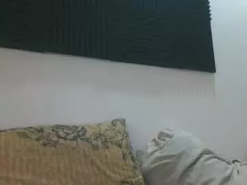 fezzyqt on Chaturbate 