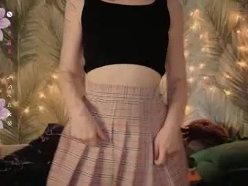 florencecleme — GOAL: Air kiss [25 tokens remaining] Heeeeeey  #New #Shy #teen #cute