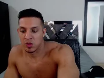frank_heaven_shore — BIG AND THICK.!! Get my big load cum.. [2000 tokens left] #bigcock #master #muscle #party #lovense