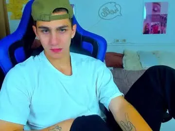frank_mooree — CUMSHOW  #muscle #bigcock #findom #cum #new [1700 tokens remaining]