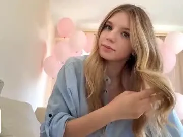 georgietiogangco —       +    celebration stream! i'm chloe ^^ (private show day!) #new #shy #petite #teen #18
