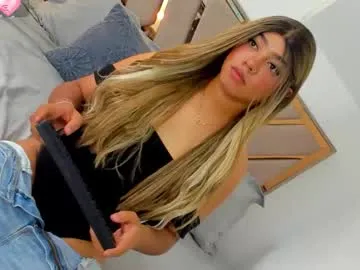 hanz_sex — MY BUFFALO DICK WILL CUM UR FACE #cum #latina #bigcock #cute #young [1184 tokens remaining]