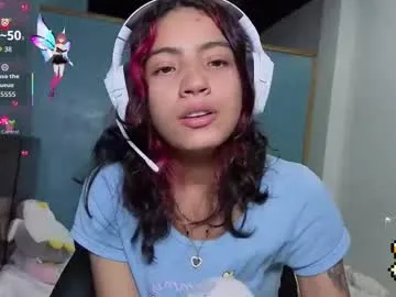 helia_n_amy — GOAL: LICK + SUCK FINGERS [8 tokens remaining] EXPLICIT CONTENT IN THE FANCLUB OR PVT SHOW - CONTROL TOY 3 MIN FOR FREE IN PVT #new #nonude #cute #tattoos #lovense