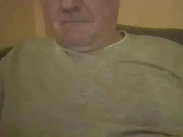 hungarianthickcockdaddy1975 — cumshot 250 #chubby #fatcock #bigballs #precum #uncut [248 tokens remaining]
