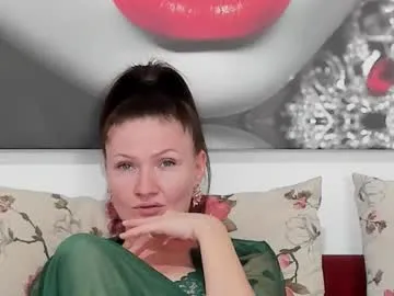 illegalbeauty87 — I am waiting for you to share your camera !!!!! #mistress #findom #milf #mature #humiliation #vocal # c2c #talkative # pvt #fetish #sph #goddess #heels  - Goal: Middle finger  [115 tokens left]