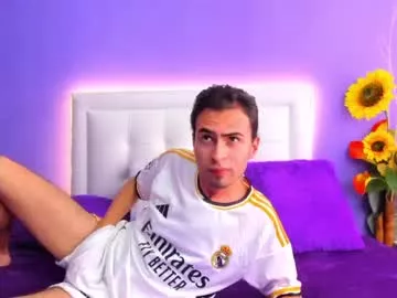 isaac_winter_ on Chaturbate 