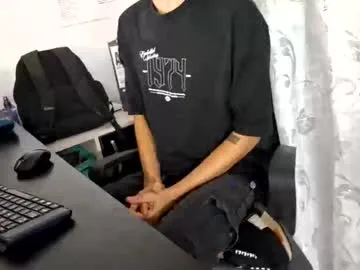 isaac_winter_ on Chaturbate 