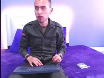 isaac_winter_ on Chaturbate 