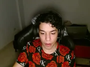 isidroglasc on Chaturbate 
