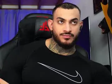 jackson__cottonwood — Sexy Tease #muscle #hairy #bigcock #young #tattoo [777 tokens left]