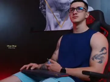 jacksonolsenn — cum shot #bigcock #monsterdick #muscle #alpha [688 tokens remaining]