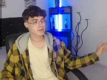 jeam_hot — Kisses for you  #gay #glasses #smoke #petite #bigdick [39 tokens left]