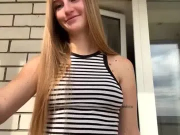 jinnyjaquins on Chaturbate 