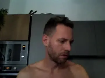 jojo19844 on Chaturbate 