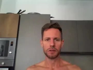jojo19844 on Chaturbate 