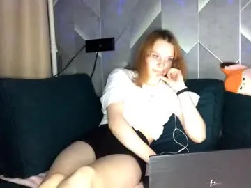 justprettygirl — flash ass #shy #teen #cute #new #18 [25 tokens remaining]