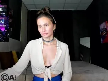 kamila_lee — Goal reached!  Thanks to all tippers! #bigboobs #milf #natural #cute #elegant
