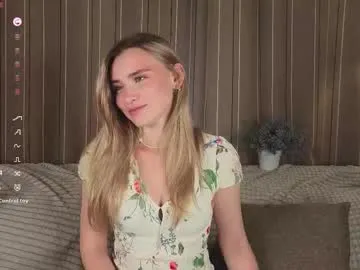 kelliezitzmann — GOAL: Bounce Boobs [34 tokens remaining] Hi! Today I returned from the university excited. Let's play together?   #shy #new #french #skinny #pantyhose