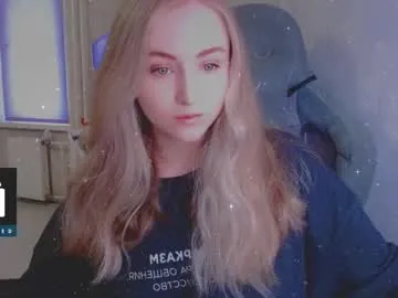 kira_love_sleep — Current Goal: show bra at 85 tokens -- Next Goal: handbra -- #bigboobs #18 #new #bbw #bigass #young #shy #curvy