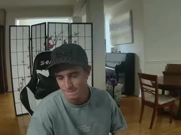 kylesss225 — Freechat on Chaturbate