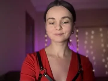 lanaloulou on Chaturbate 