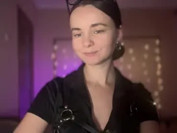 lanaloulou on Chaturbate 