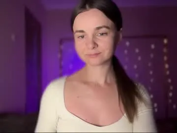 lanaloulou on Chaturbate 