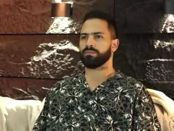 leo_diaz01 — SHOW CUM! Welcome to meet the best cock in the place  #bigcock #muscle #feet #master #cum [2352 tokens remaining]