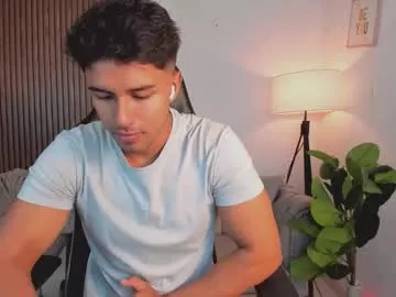 liam_colliins — Come here :) - Goal: naked time [250 tokens left] #young #muscle #cum #lovense #bigcock